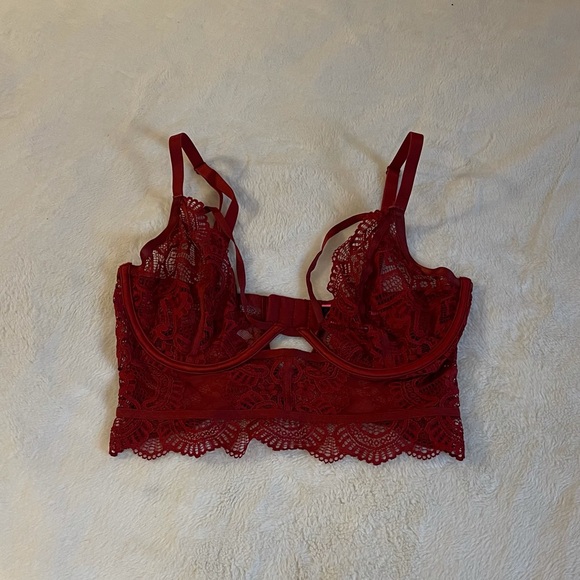 La SENZA Intimates - Red Lace Bralette , size 32/34/D/DD
